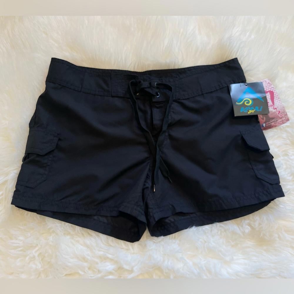 NWT- Kanu Surf- Breeze Boardshorts in Black- Women's Size 4